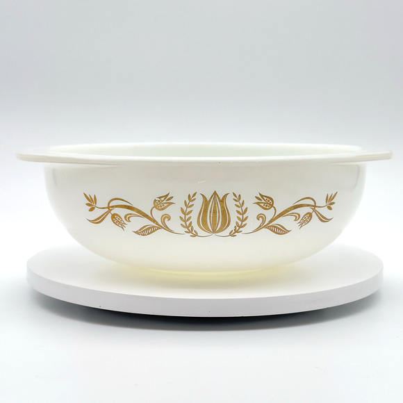 Vintage Pyrex Golden Tulip Casserole Dish #024 2 Qt White Gold No lid 1960s - Picture 1 of 14